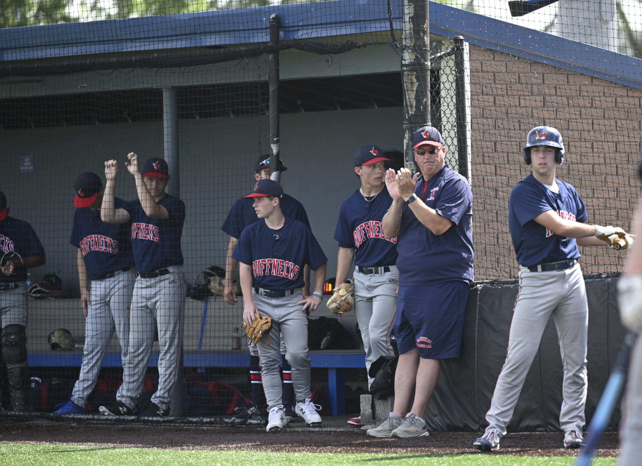 16u Bench